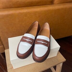 Sézane Two-Tone André Loafers